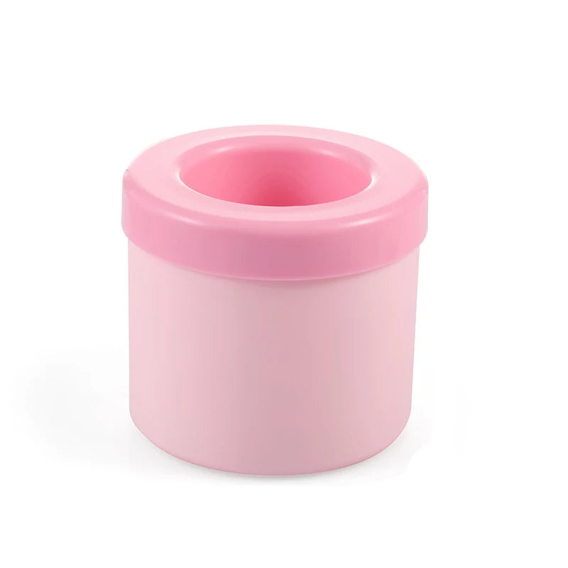 The Effortless 'Pop & Drop' Silicone Ice Bucket Maker